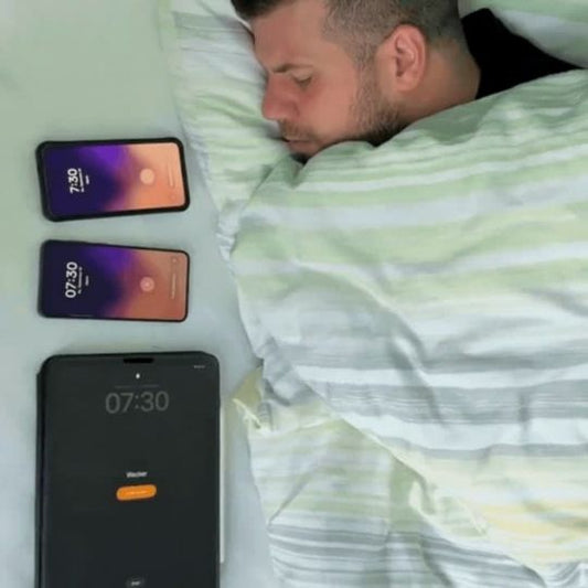 Por qué los "heavy sleepers" prefieren la vibración al sonido: La ciencia de despertar